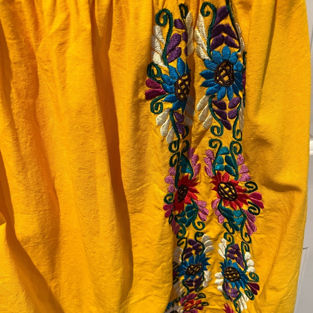 Yellow Mexican theme embroidered flowers Off-Shoulder Puff Sleeve Sundress sz xl - Picture 3 of 11